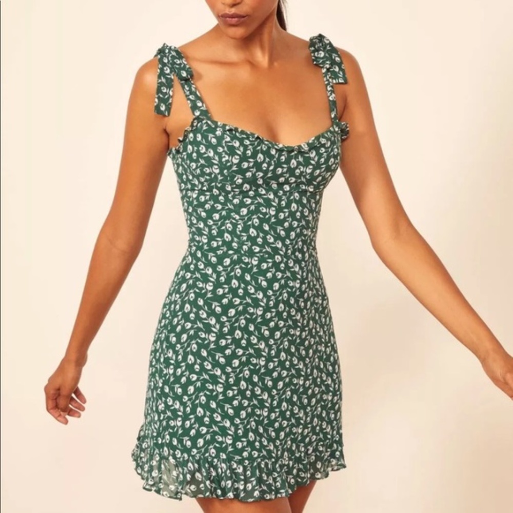 REFORMATION Christine Dress in Susanna